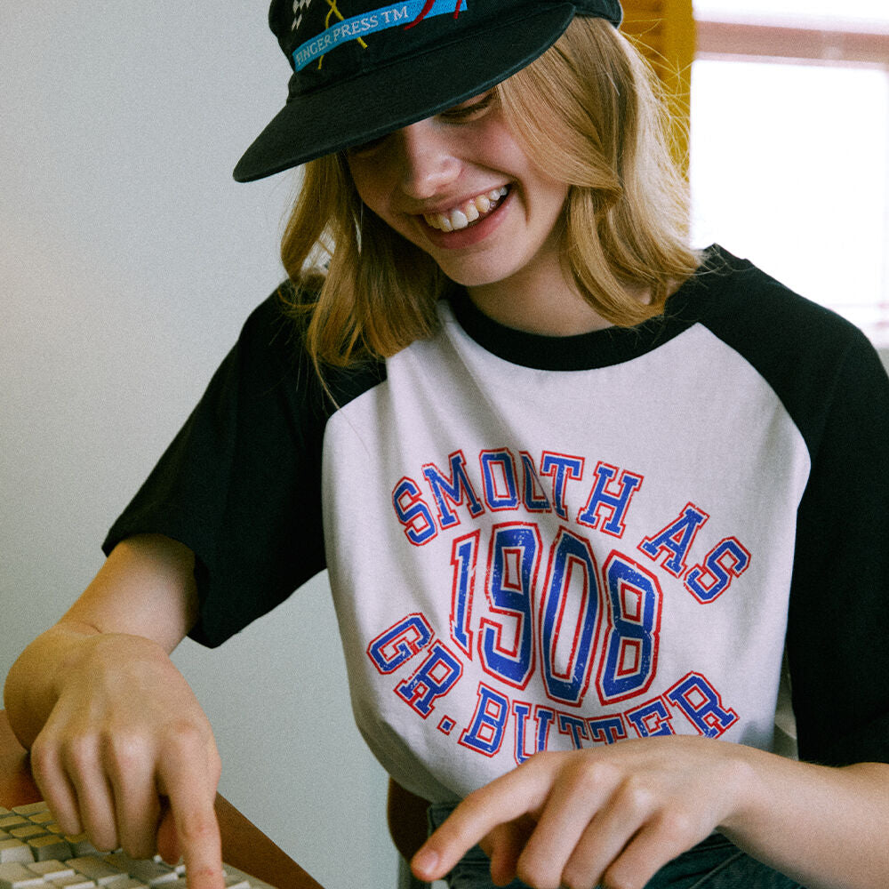 GREENBUTTER 1908's Club Logo Raglan Tee (Black)