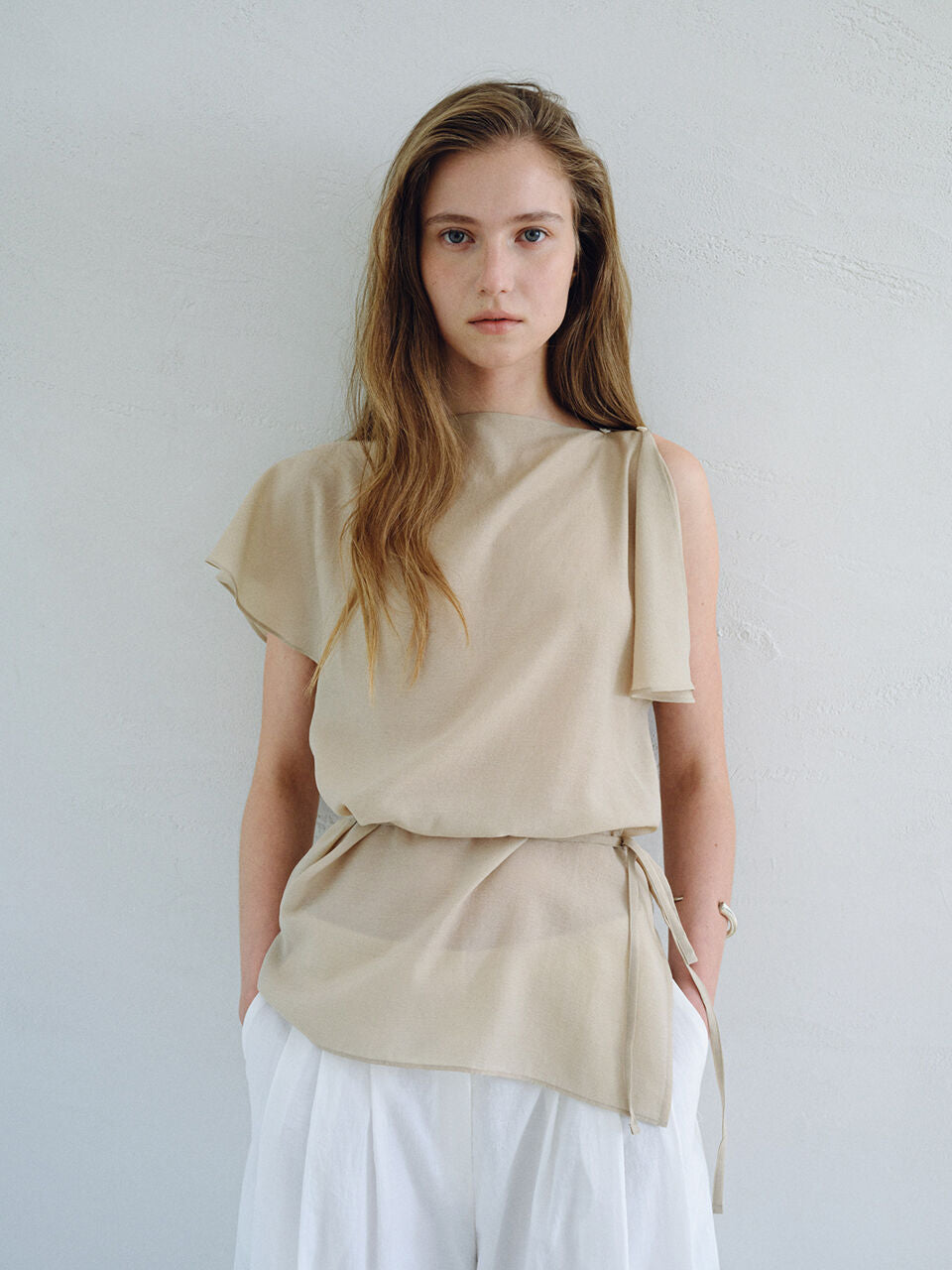 OVBEIGE FLAP SLIT BUTTON BLOUSE_BEIGE_OF2C2XBS01BEG