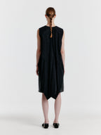 EENK YOVAN Tucked Half Shorts - Black