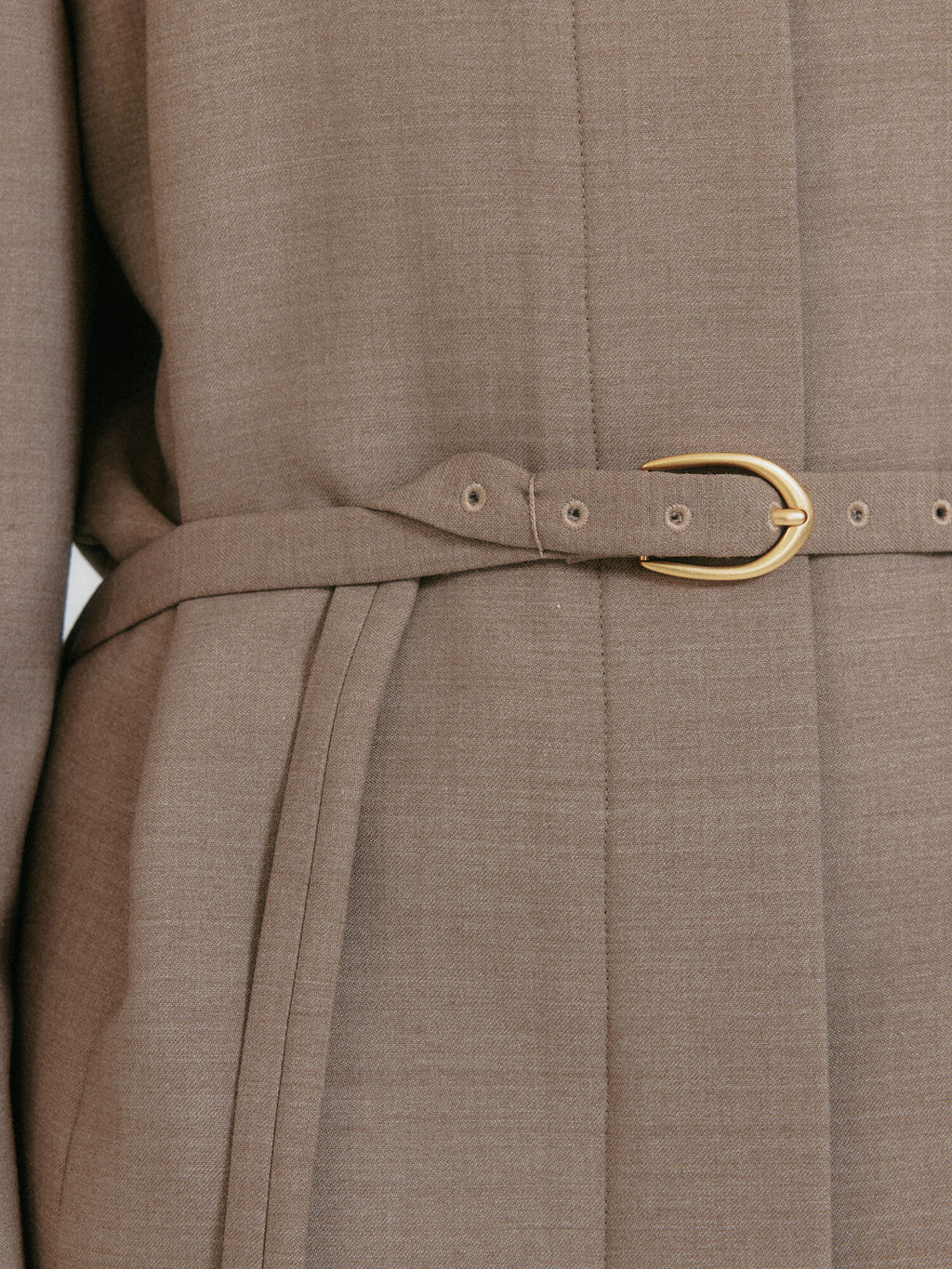 EENK ZENOA Oversized Coat - Beige