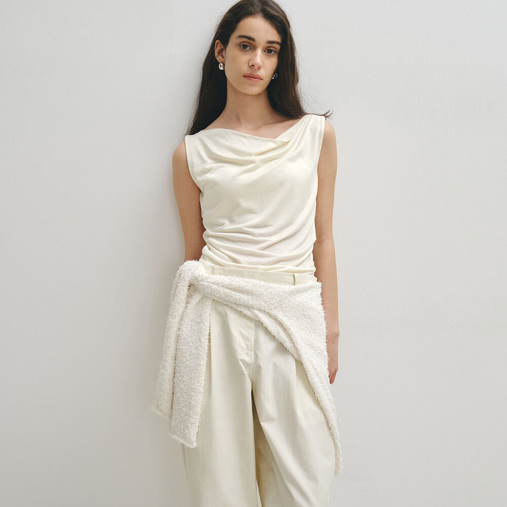 NOIRER FOR WOMEN Silky Cowl Sleeveless (Buttercream)