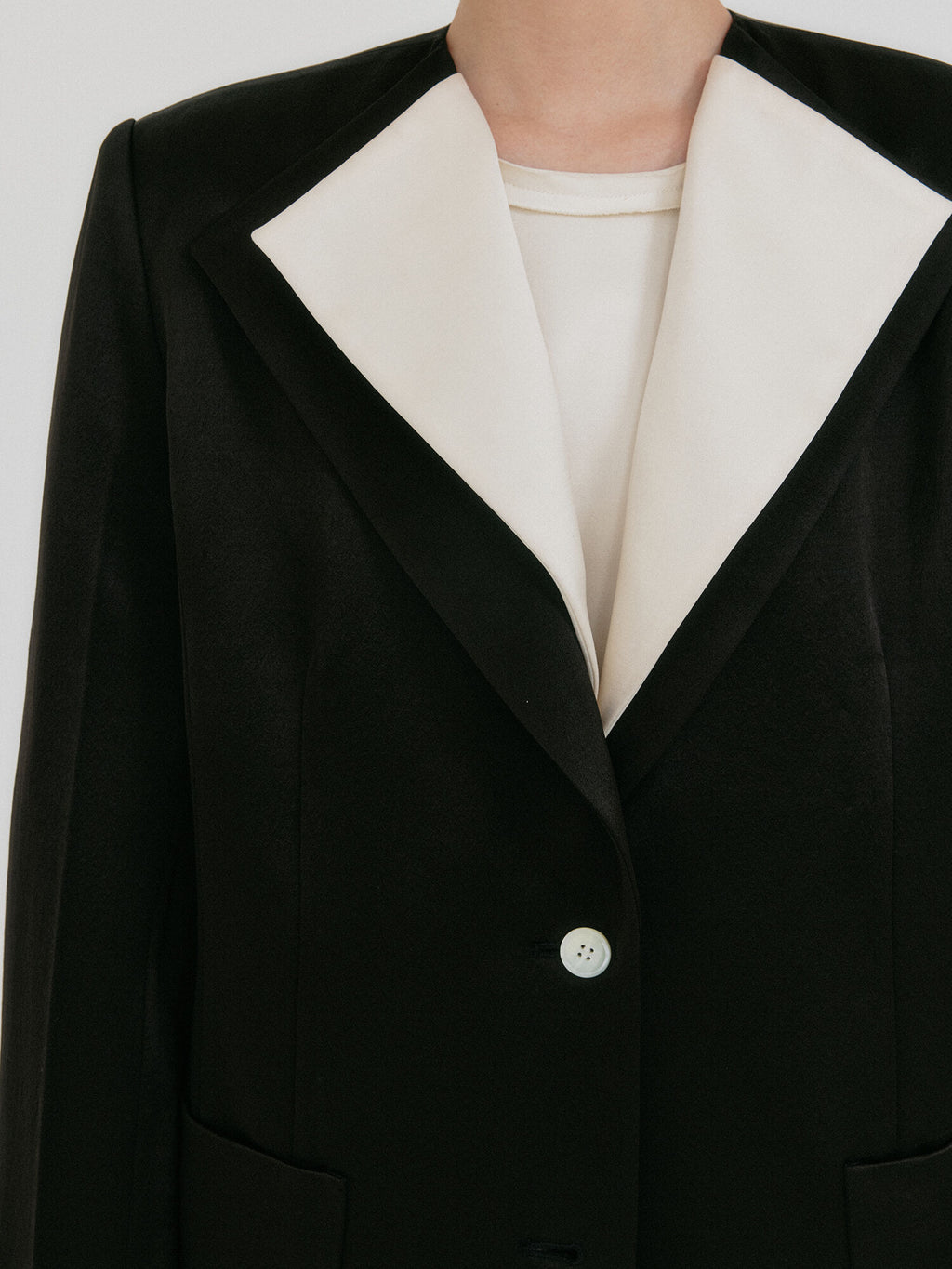 EENK ZUIEL Wide Lapel Jacket - Black