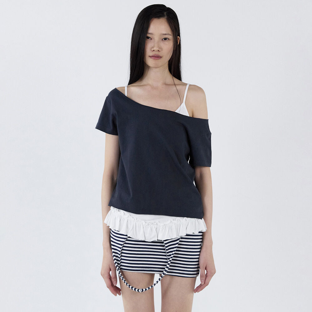 CERRIC Cr Off-Shoulder Top _ Navy