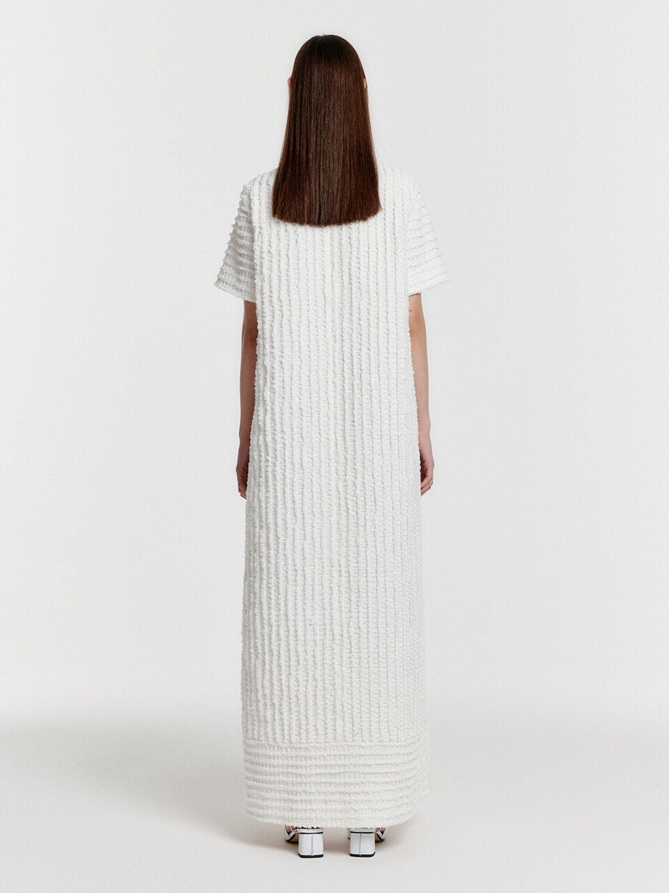 EENK YULIZABETH Short Sleeve Maxi Dress - White
