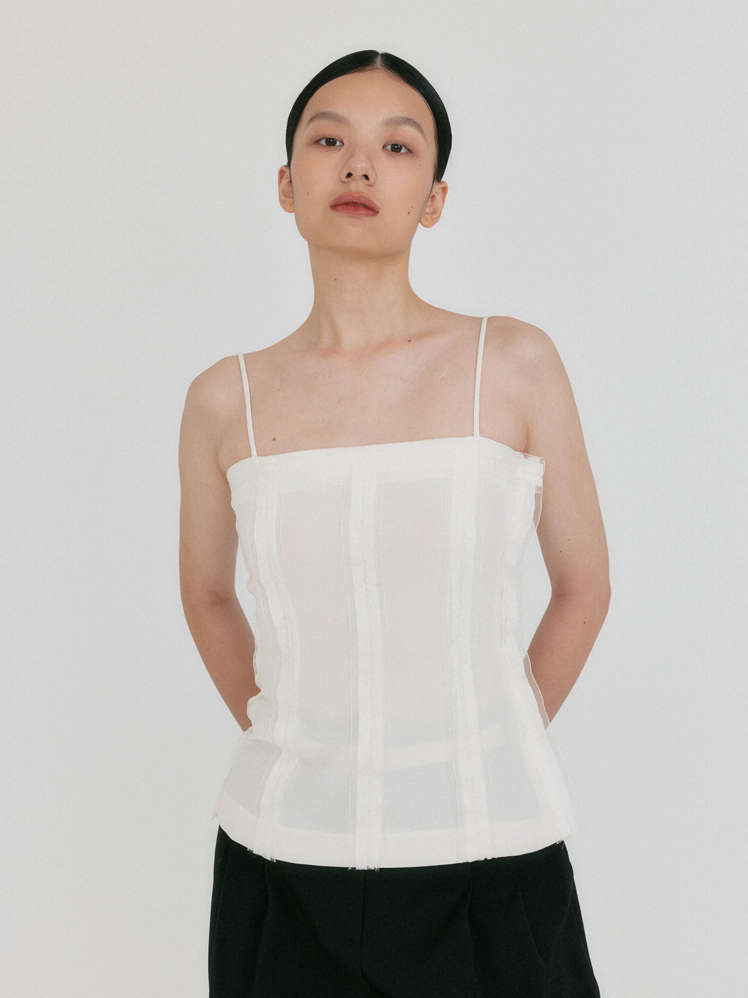 EENK ZENNY Fitted Sleeveless Top - Ivory