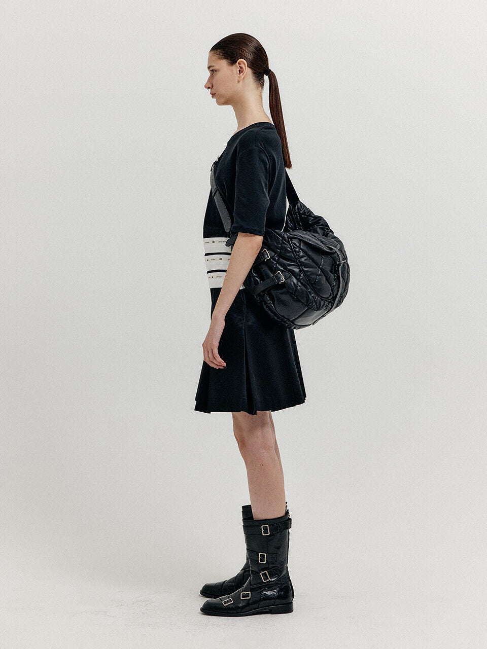 EENK EENK T-Shirt Paneled Half Sleeve - Black