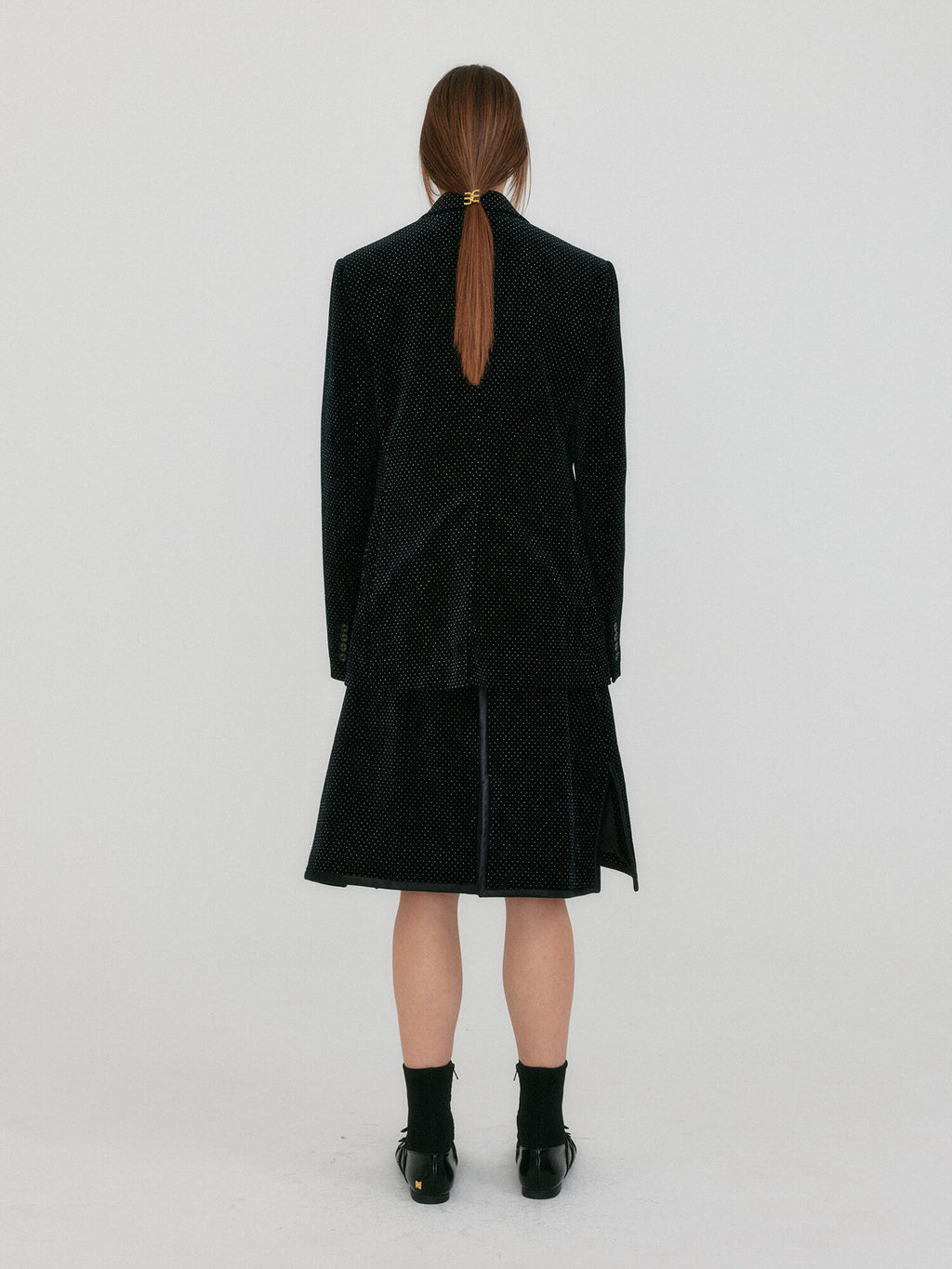 EENK ZAKIT Single-Breasted Blazer with Brooch - Black Velvet