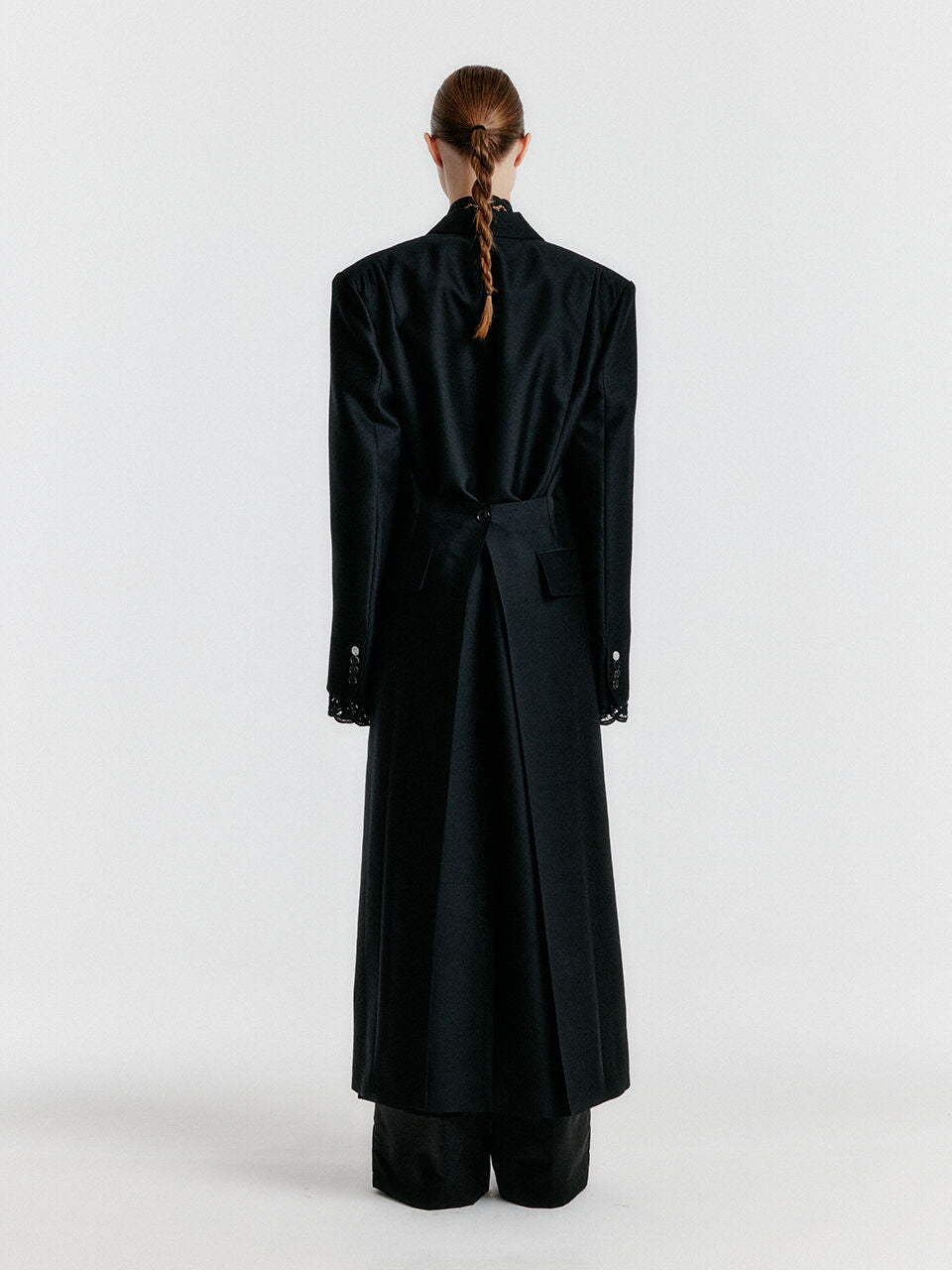 EENK YALE Peaked lapel Tailored Long Coat - Black