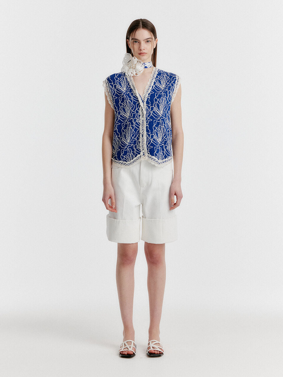 EENK YEARY Knit Vest with Print - Navy/Ivory