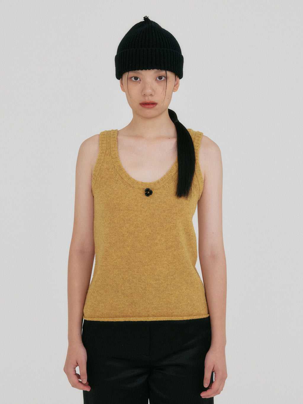 EENK ZIUP Sleeveless Knit Top - Mustard