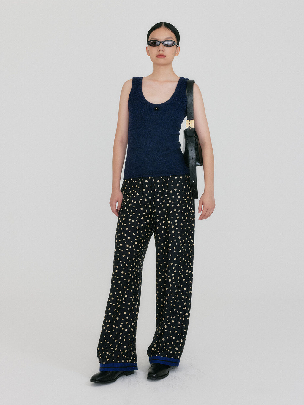 EENK ZIUP Sleeveless Knit Top - Navy