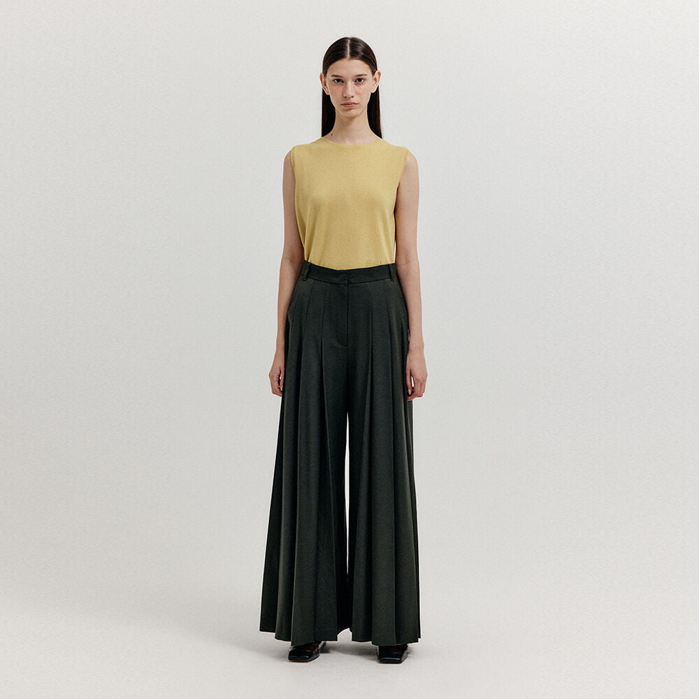EENK EENK XLEAT Pleated Wide Pants - Khaki