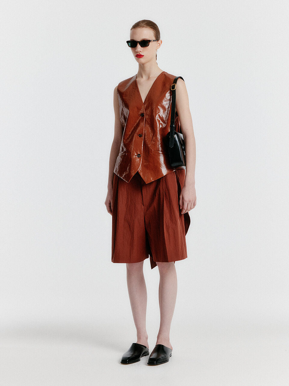 EENK YIVAS Tailored Waistcoat - Brown