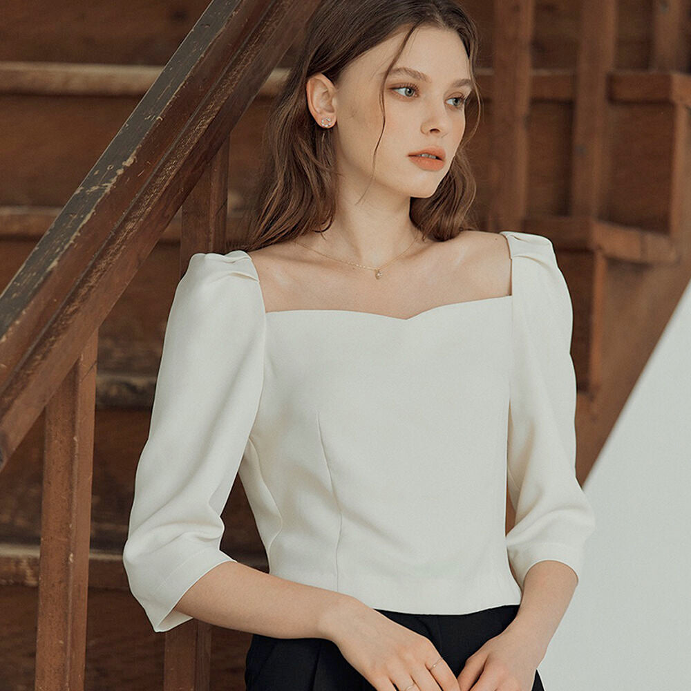 DEHEVE Chloe Tulip Blouse [Ivory]
