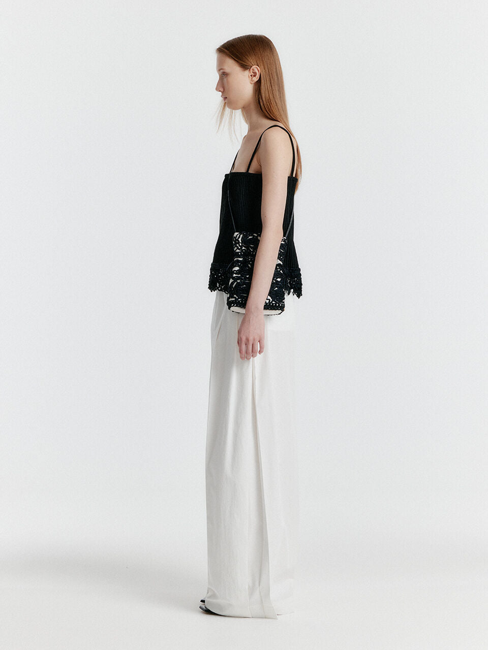 EENK YESICA Embroidery Lace Top - Black