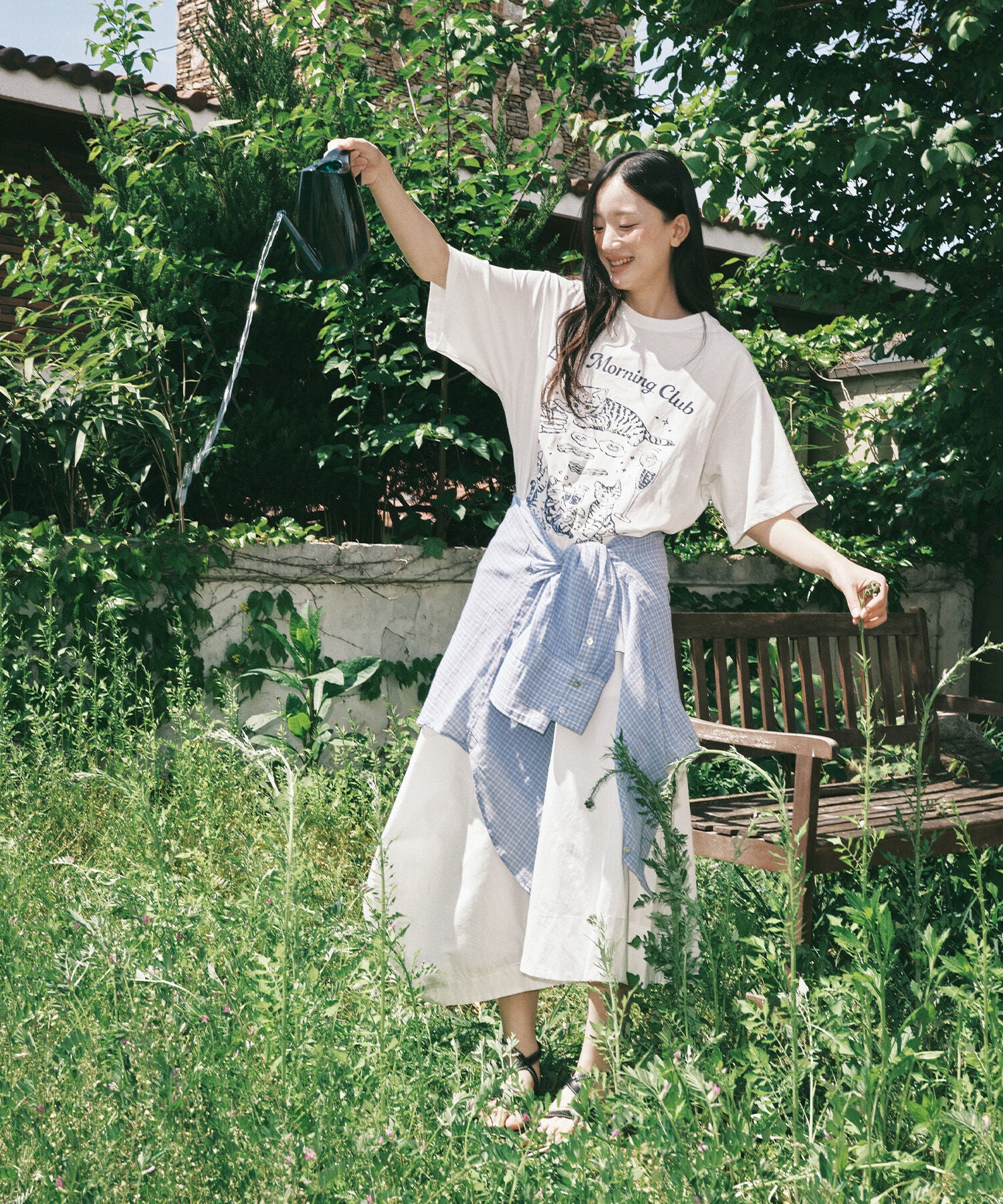 ROIROI Lazy Morning Cat Loose Fit Short Sleeve Tee - White