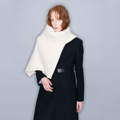 CABLE-KNIT JUMPER CREAM (W23KT807CR)
