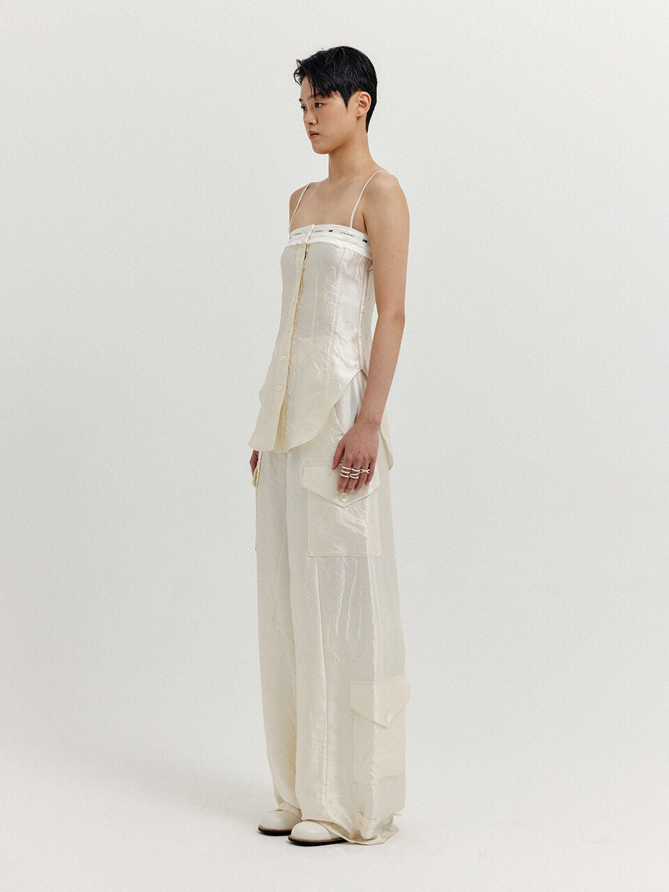 EENK EENK XIVIA Sleeveless Buttoned Top - Ivory