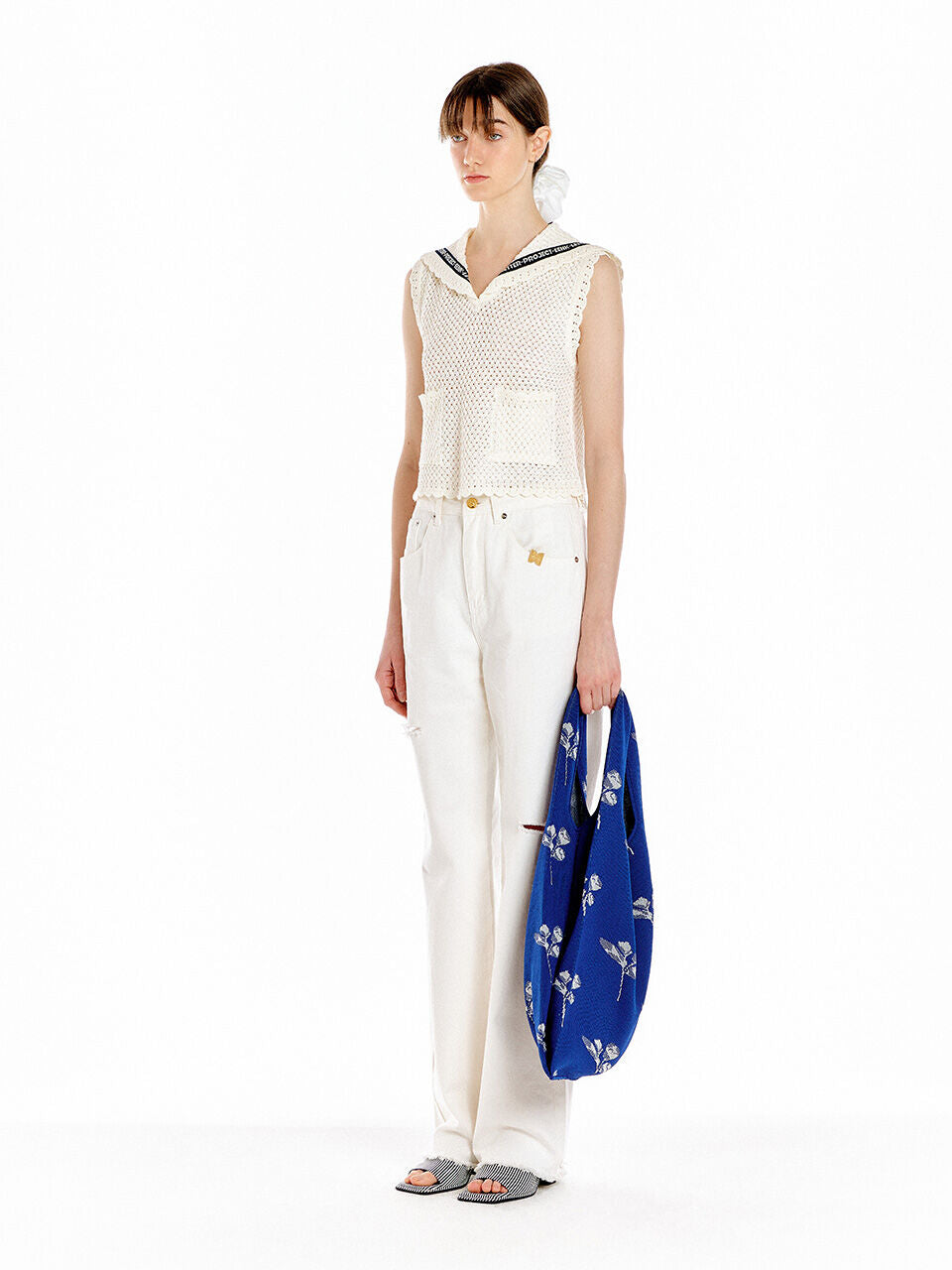 EENK UTA Lettering Point Knit Vest - Ivory