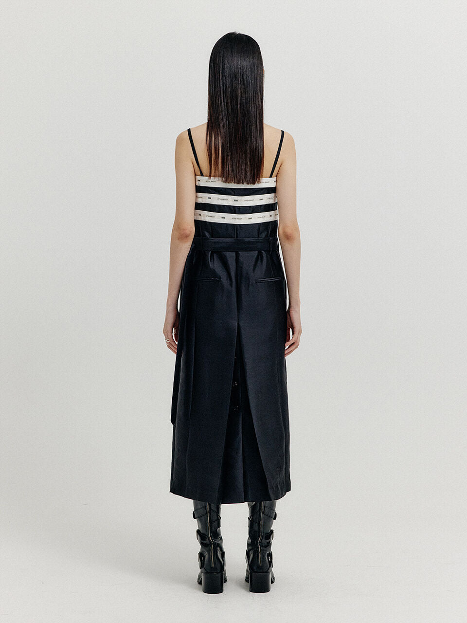 EENK EENK XQUET Sleeveless Buttoned Dress - Black