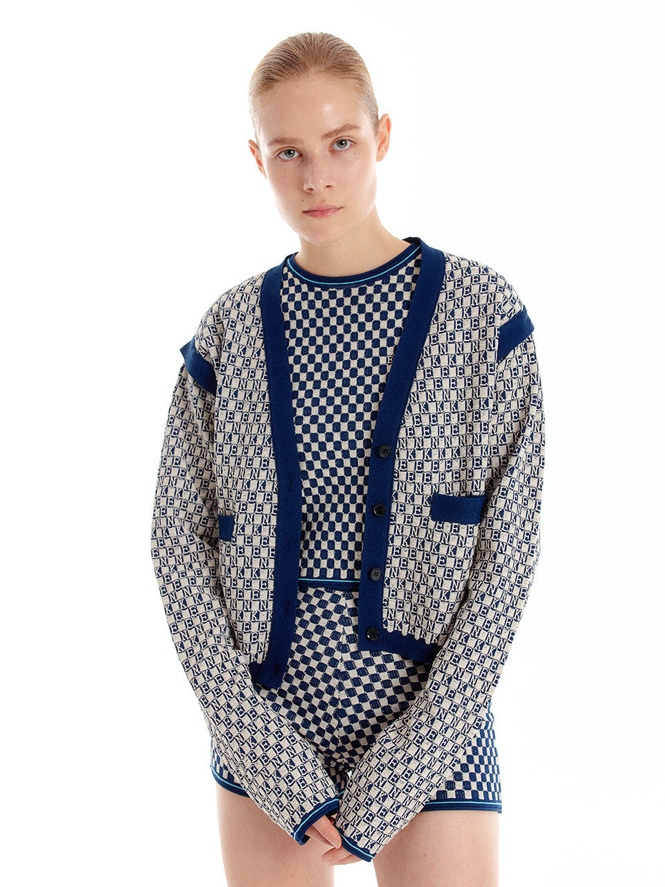 EENK EENK ULTRA Gingham Vest Cardigan - Ivory/Navy