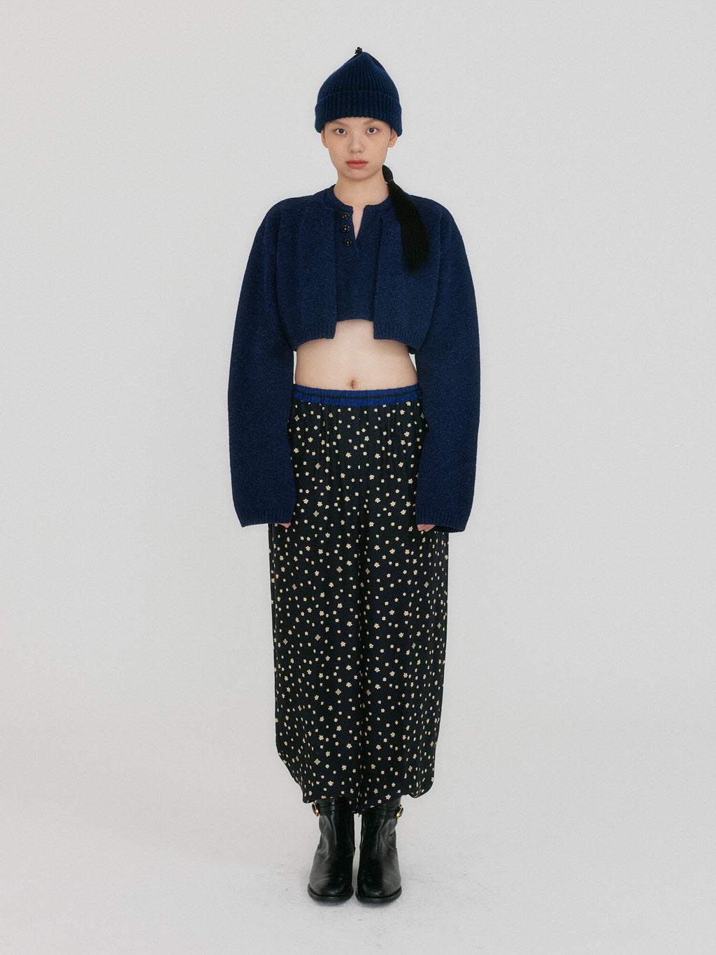 EENK ZONNE Cropped Knit Cardigan - Navy