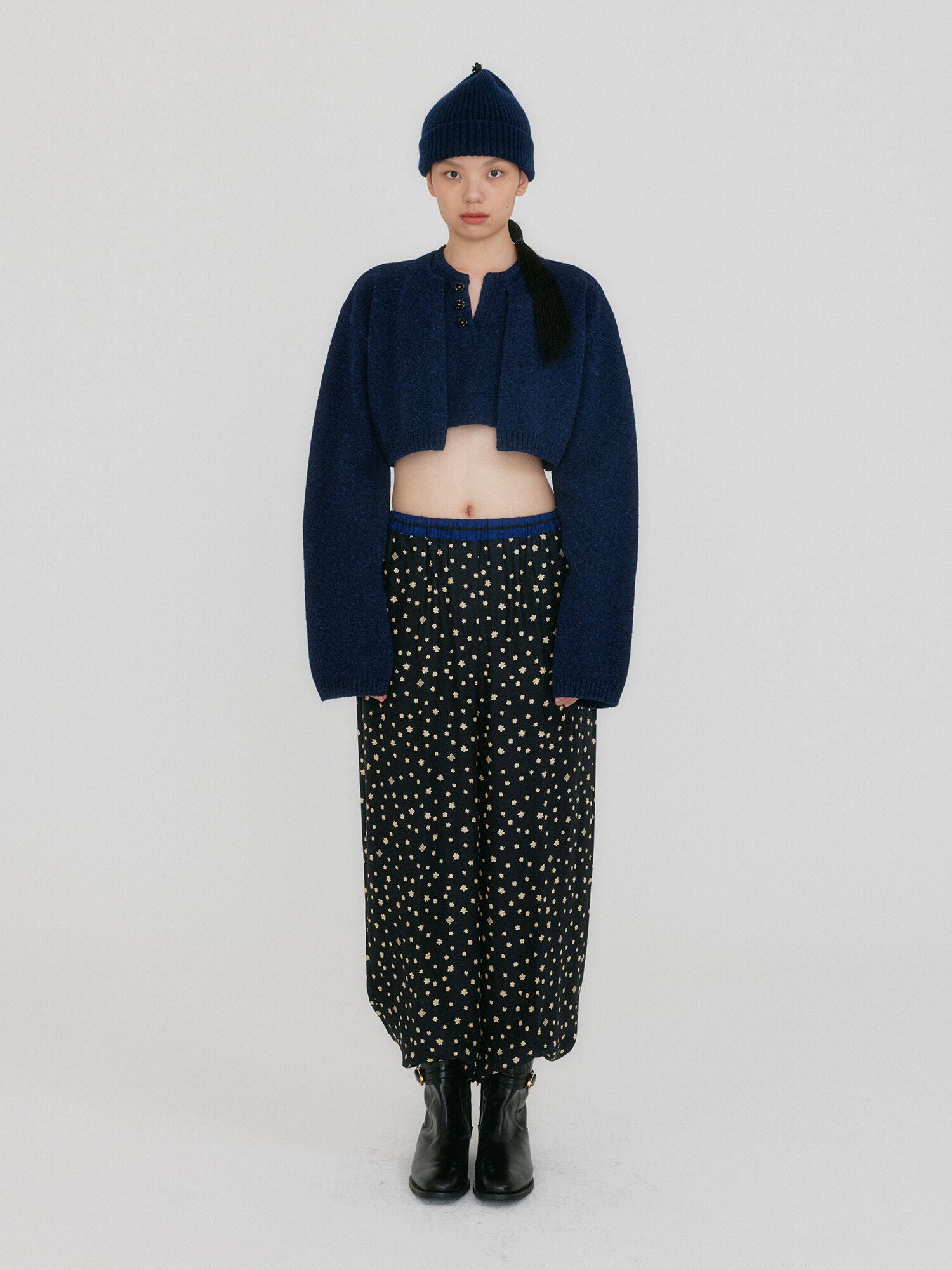 EENK ZONNE Cropped Knit Cardigan - Navy