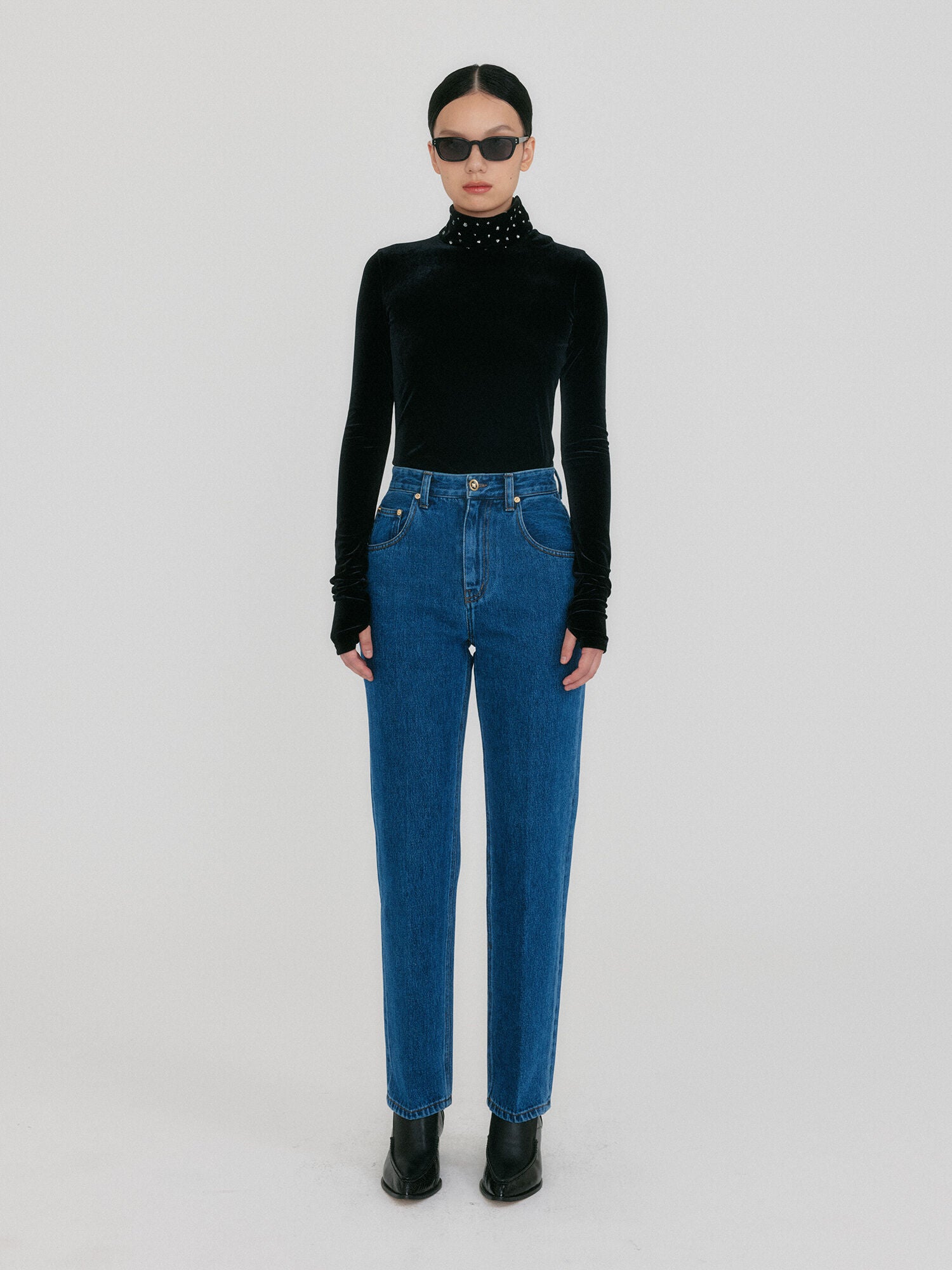 EENK ZYERI Funnel Neck T-shirt - Black
