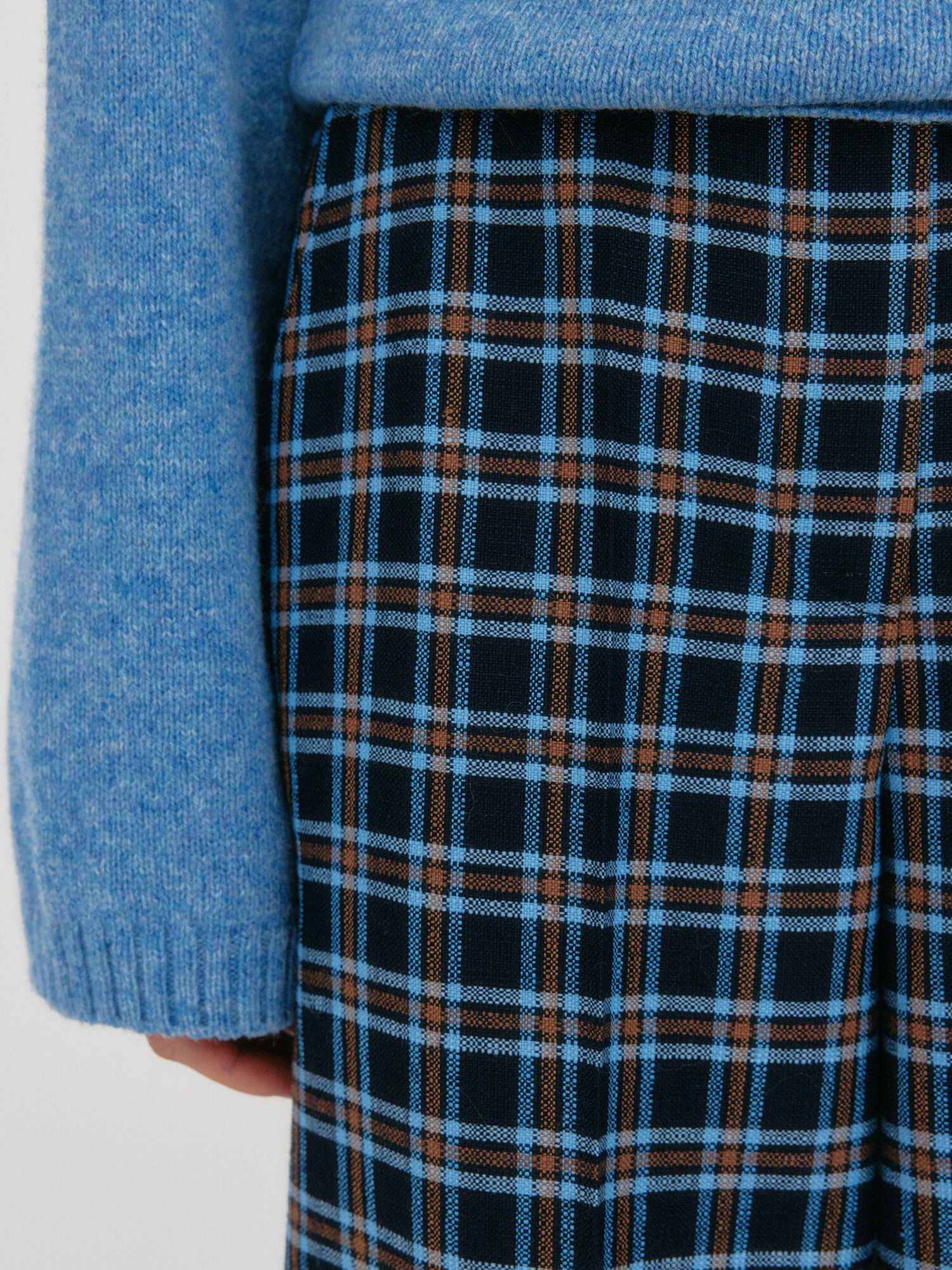 EENK ZILVINE Relaxed Plaid Pants - Navy/Sky Blue Multi