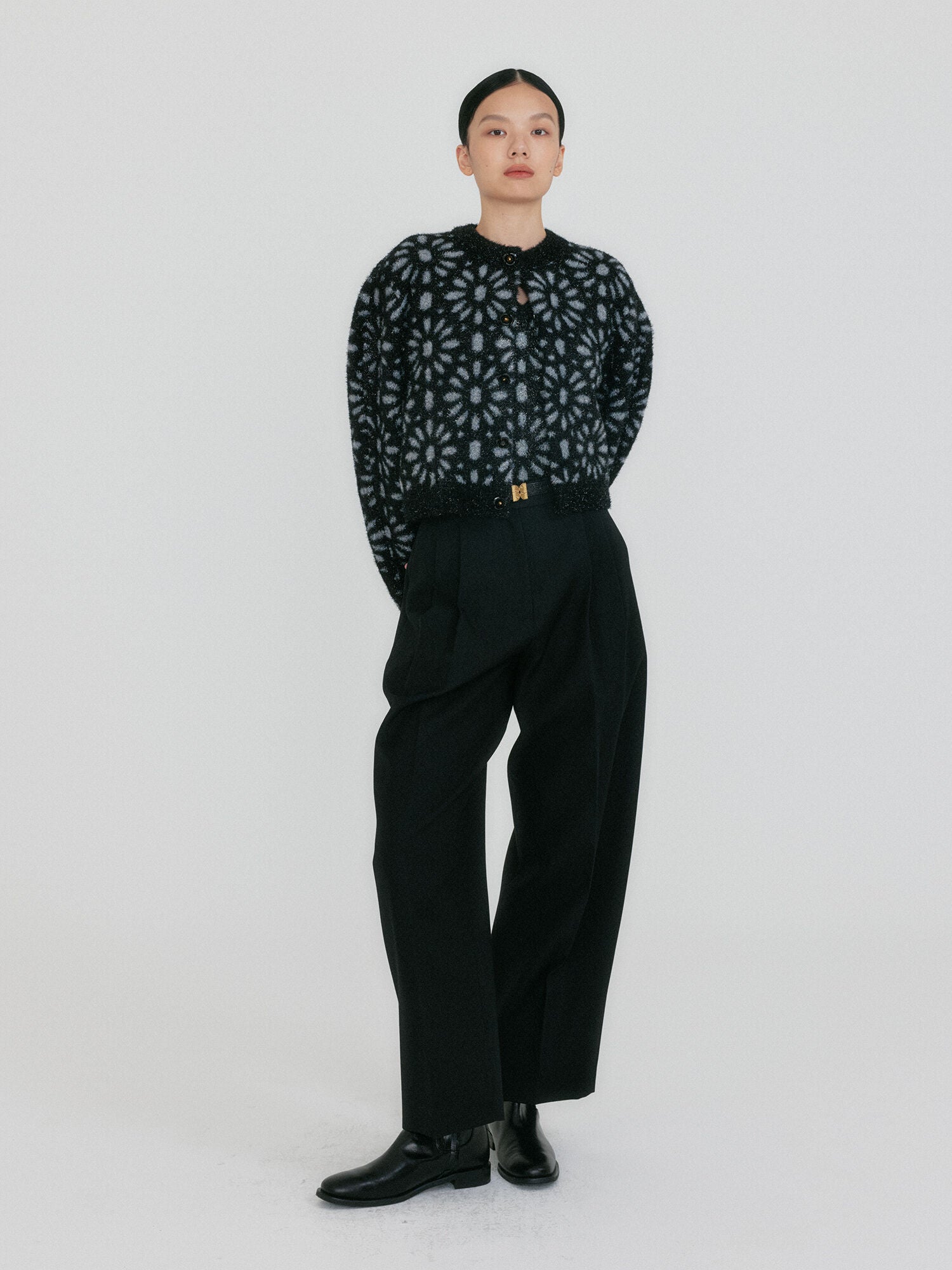 EENK ZOVAN Tapered Pocket Pants - Black