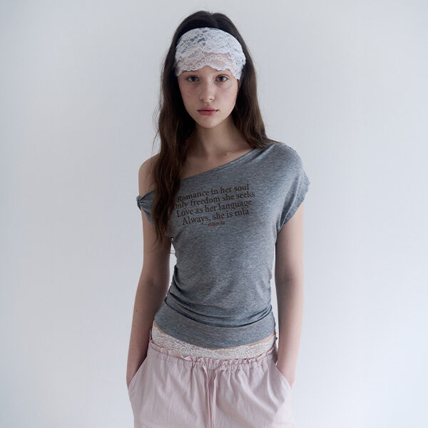 rolarola LETTERING DRAPE OFF SHOULDER T-SHIRT GRAY