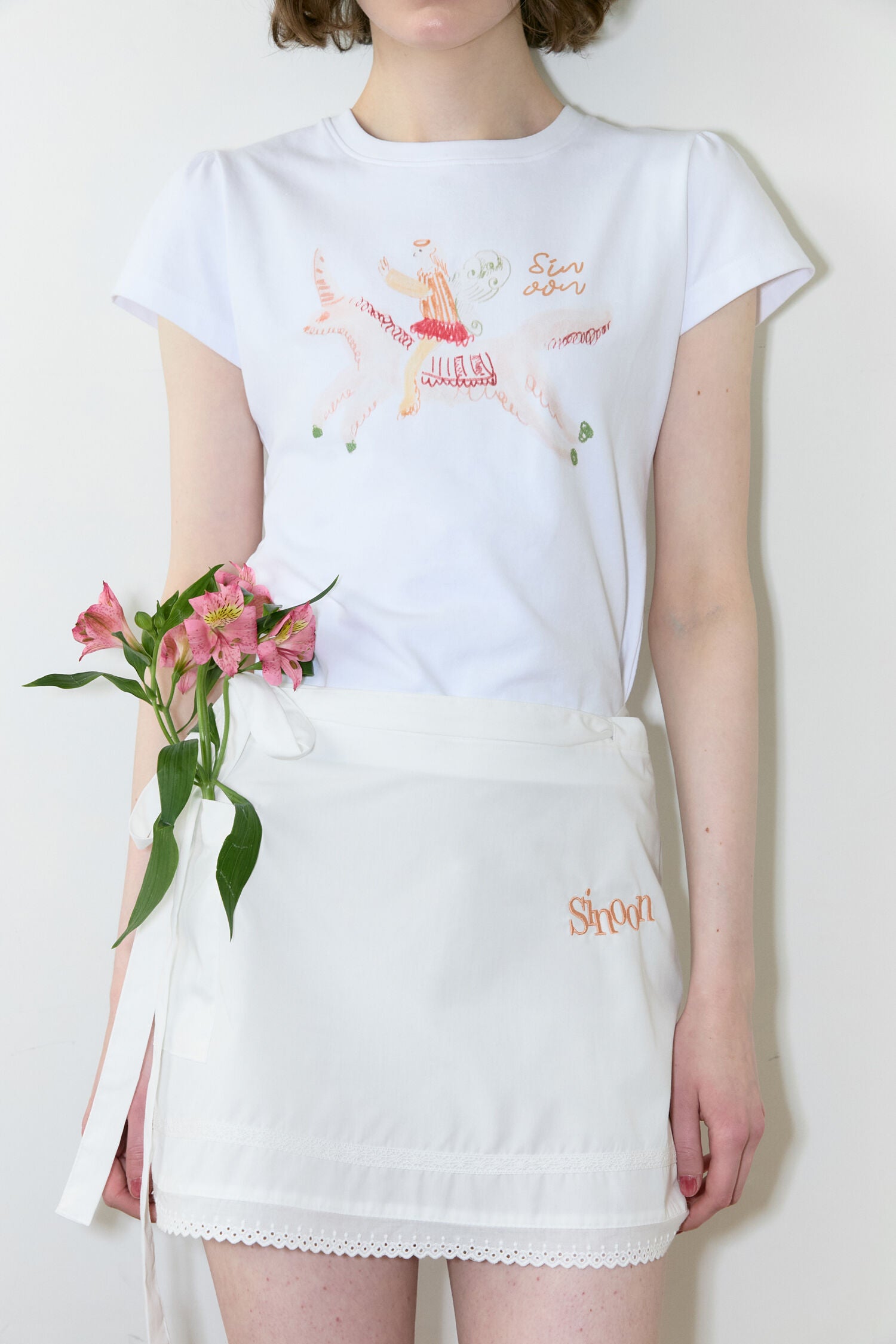 SINOON Unicorn Puff T-Shirt (White)
