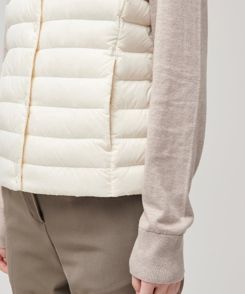 MUSINSA STANDARD WOMAN MUSINSA STANDARD WOMAN Padded Jacket Light Down Vest (Size S)