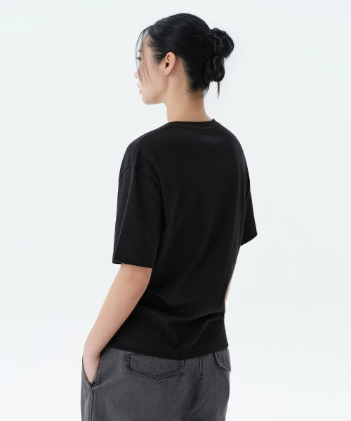 MUSINSA STANDARD WOMAN MUSINSA STANDARD WOMAN Relaxed Fit Crew Neck T-Shirt (Black)