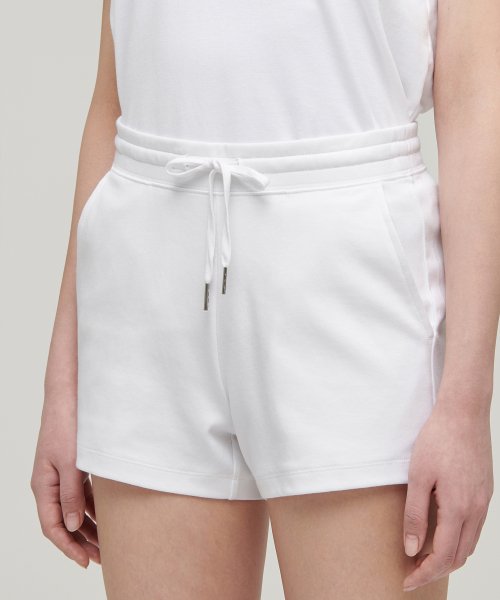 MUSINSA STANDARD WOMAN MUSINSA STANDARD WOMAN Women's Lounge Shorts [White]