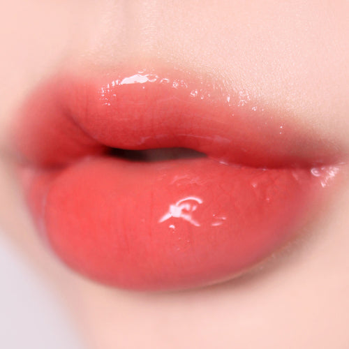 MQNY MQNY Volume Essential Lip Oil Lip Protectant