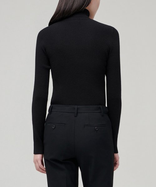 MUSINSA STANDARD WOMAN MUSINSA STANDARD WOMAN Women's Ribbed Slim Turtleneck Knit Black