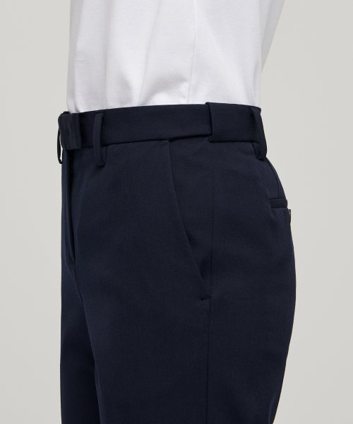 MUSINSA STANDARD WOMAN MUSINSA STANDARD WOMAN Women's Slim Straight Hidden Banding Slacks (Navy)