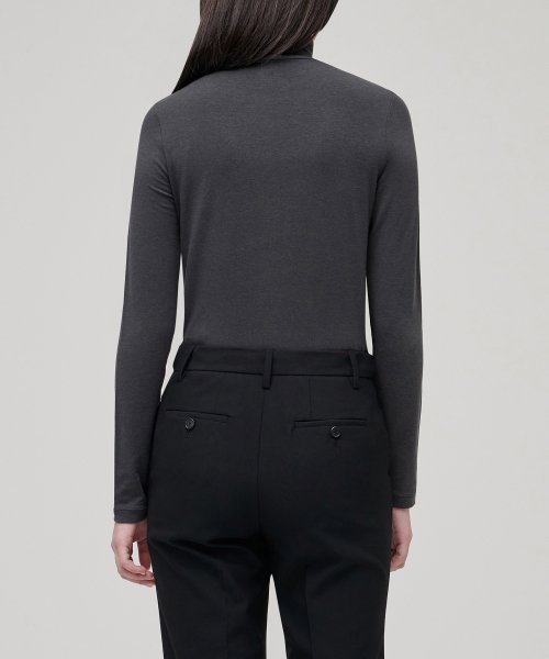 MUSINSA STANDARD WOMAN MUSINSA STANDARD WOMAN T-Shirt Slim Turtleneck [Dark Gray]