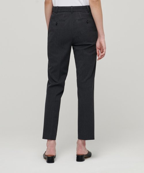 MUSINSA STANDARD WOMAN MUSINSA STANDARD WOMAN Women's Slim Straight Hidden Banding Slacks [Charcoal Gray]