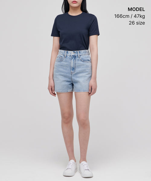 MUSINSA STANDARD WOMAN MUSINSA STANDARD WOMAN Women's Basic Denim Shorts [Light Indigo]