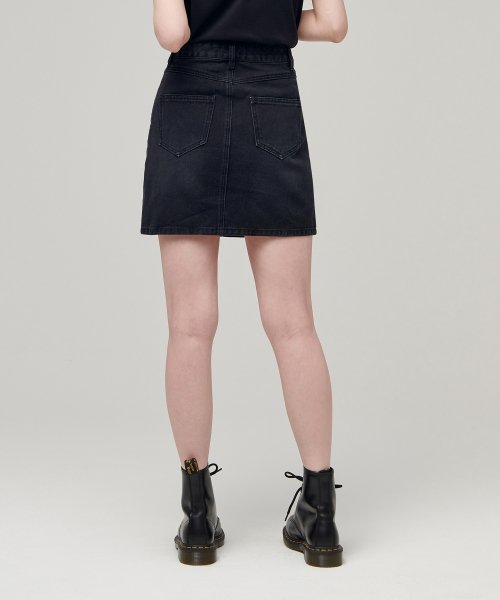 MUSINSA STANDARD WOMAN MUSINSA STANDARD WOMAN Denim Mini Skirt (Washed Black)