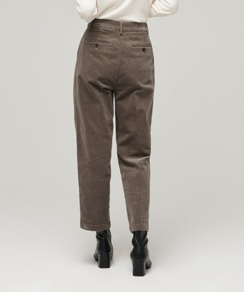 MUSINSA STANDARD WOMAN MUSINSA STANDARD WOMAN Women's Tapered Corduroy Pants Khaki Brown