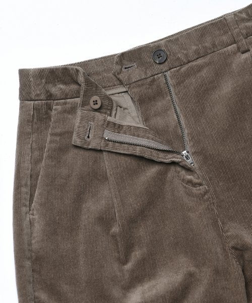 MUSINSA STANDARD WOMAN MUSINSA STANDARD WOMAN Women's Tapered Corduroy Pants Khaki Brown