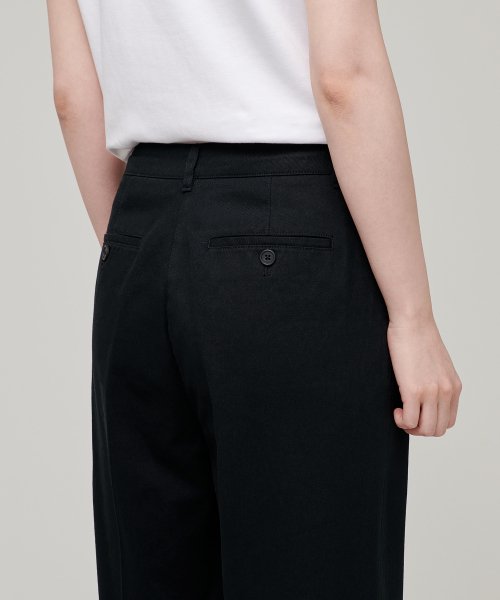 MUSINSA STANDARD WOMAN MUSINSA STANDARD WOMAN Women's Tapered Chino Pants Black