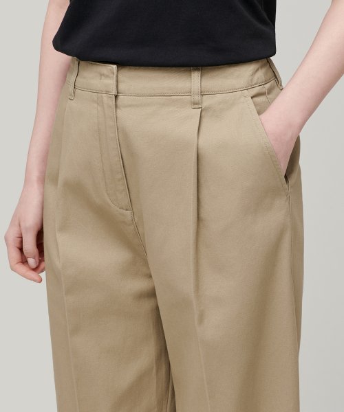 MUSINSA STANDARD WOMAN MUSINSA STANDARD WOMAN Women's Tapered Chino Pants [Beige]