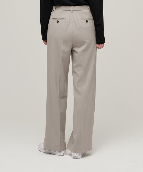 MUSINSA STANDARD WOMAN MUSINSA STANDARD WOMAN Women's Slacks Light Beige