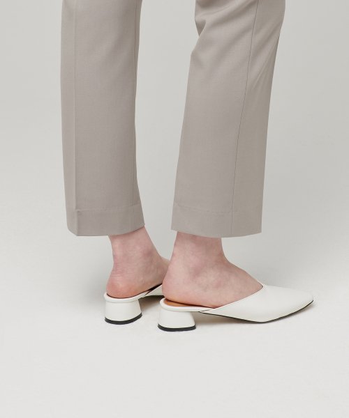 MUSINSA STANDARD WOMAN MUSINSA STANDARD WOMAN Slacks Light Beige