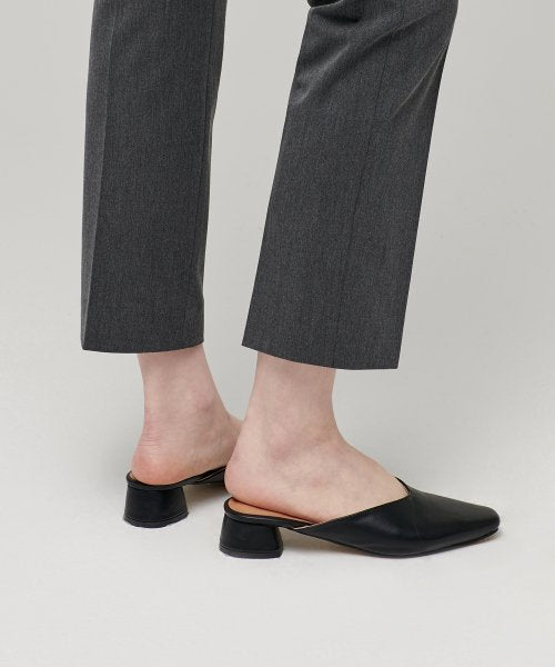 MUSINSA STANDARD WOMAN MUSINSA STANDARD WOMAN Women's Slim Straight Hidden Banding Slacks [Medium Gray]