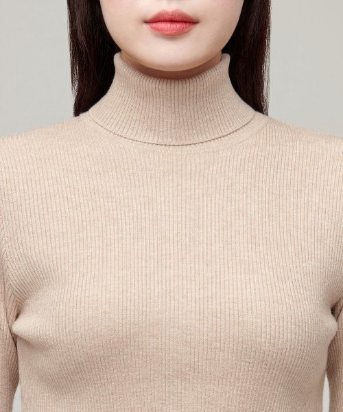 MUSINSA STANDARD WOMAN MUSINSA STANDARD WOMAN Women's Ribbed Slim Turtleneck Knit Light Beige
